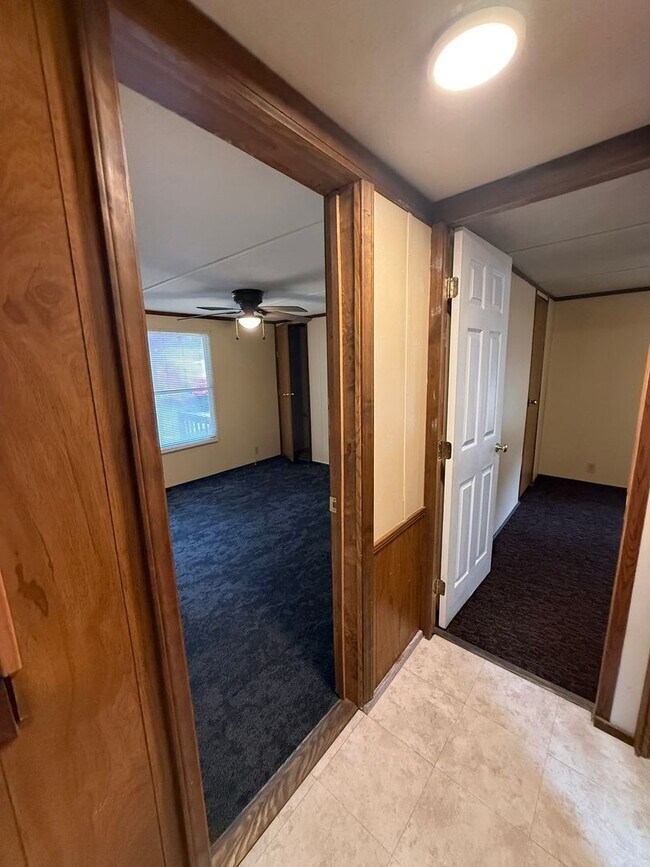 Building Photo - 14383 Yuma Rd