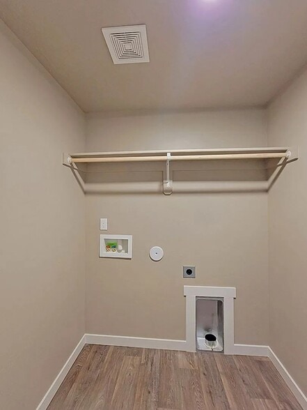 Utility Room - 1096 N Ryde Ave