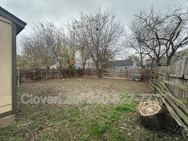 Building Photo - 4012 Sunrise Creek Dr