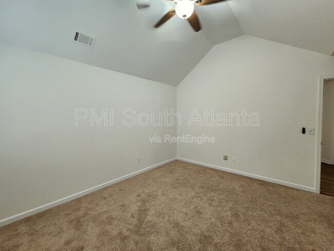 Building Photo - 2551 Wrangler Dr