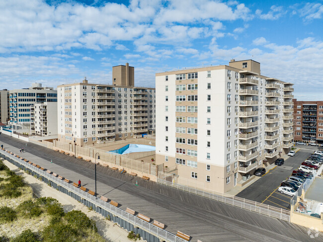 Primary Photo - Long Beach Terrace