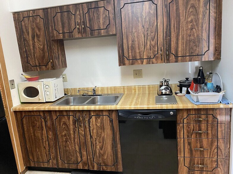 Building Photo - 1531 Springlet Ct