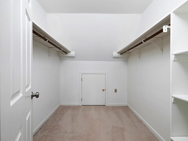 Building Photo - 1147 Haven Brook Pl