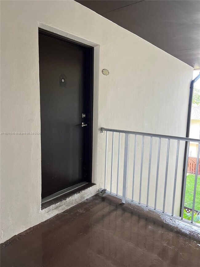 Building Photo - 8475 SW 94th St