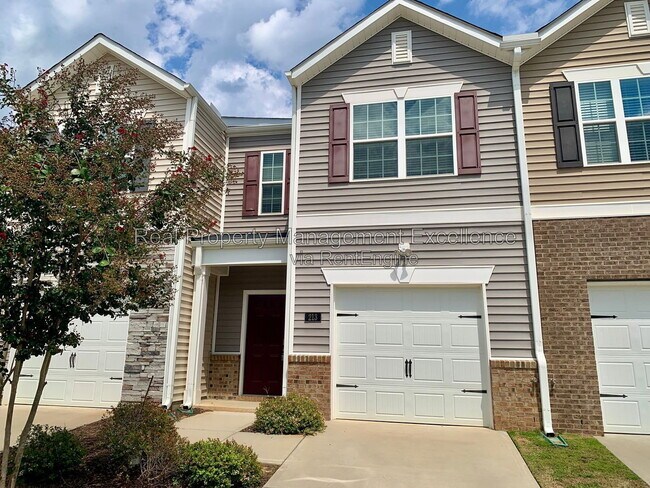 Building Photo - 213 David Hl Dr