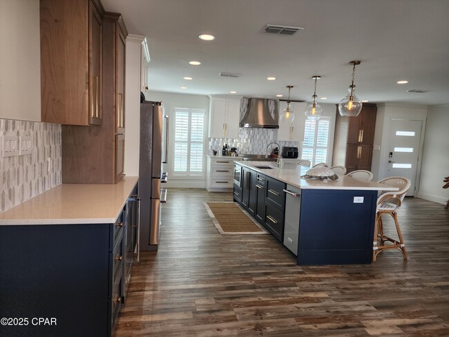 Building Photo - 322 Greenwood Cir