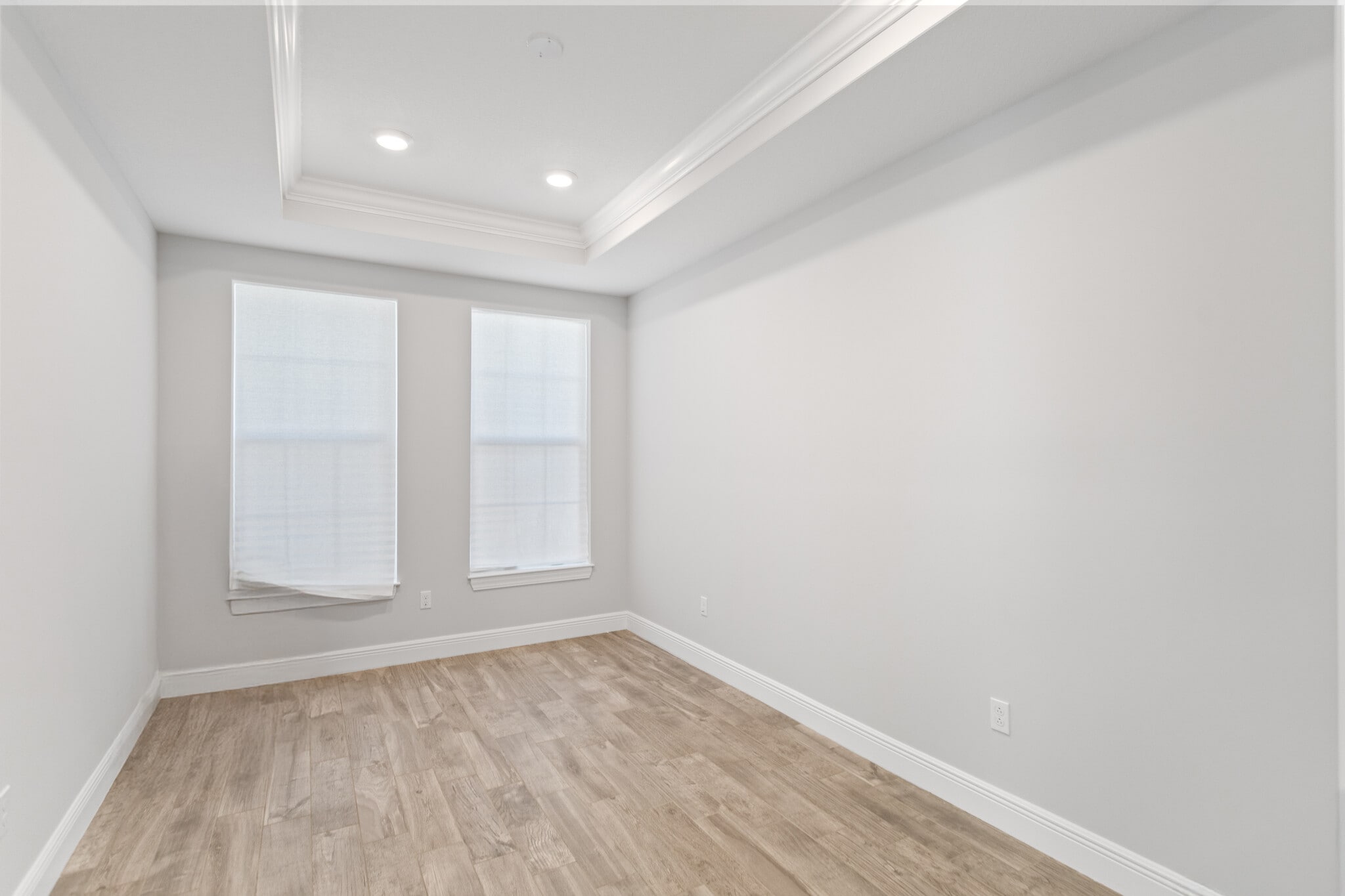 Building Photo - 4022 Large Leaf Ln