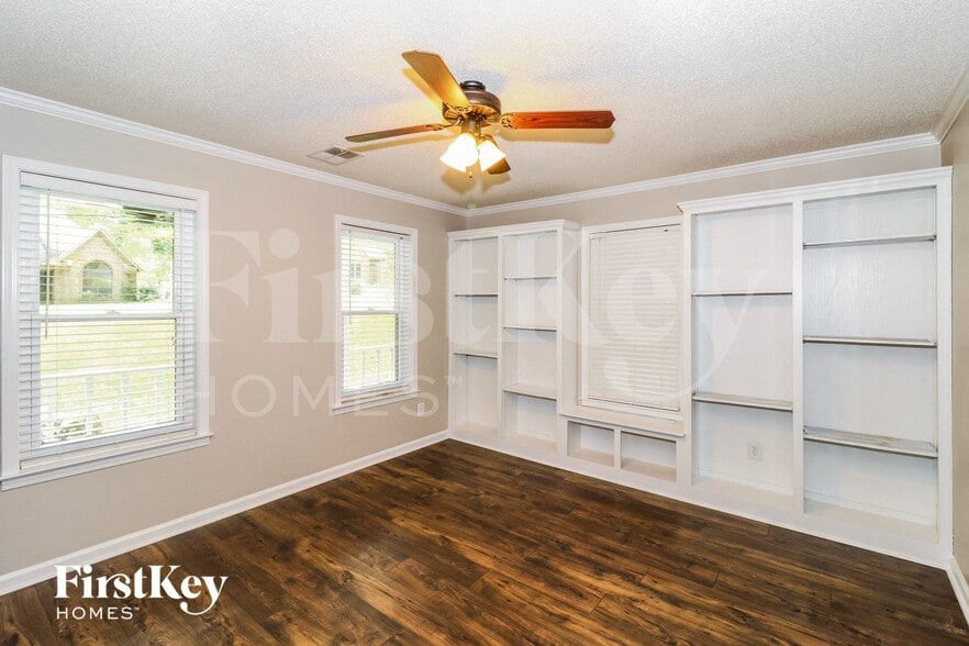 Building Photo - 3380 Bluebridge Ln