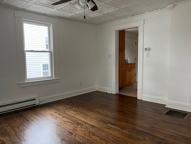 Living Room - 49 Prince St