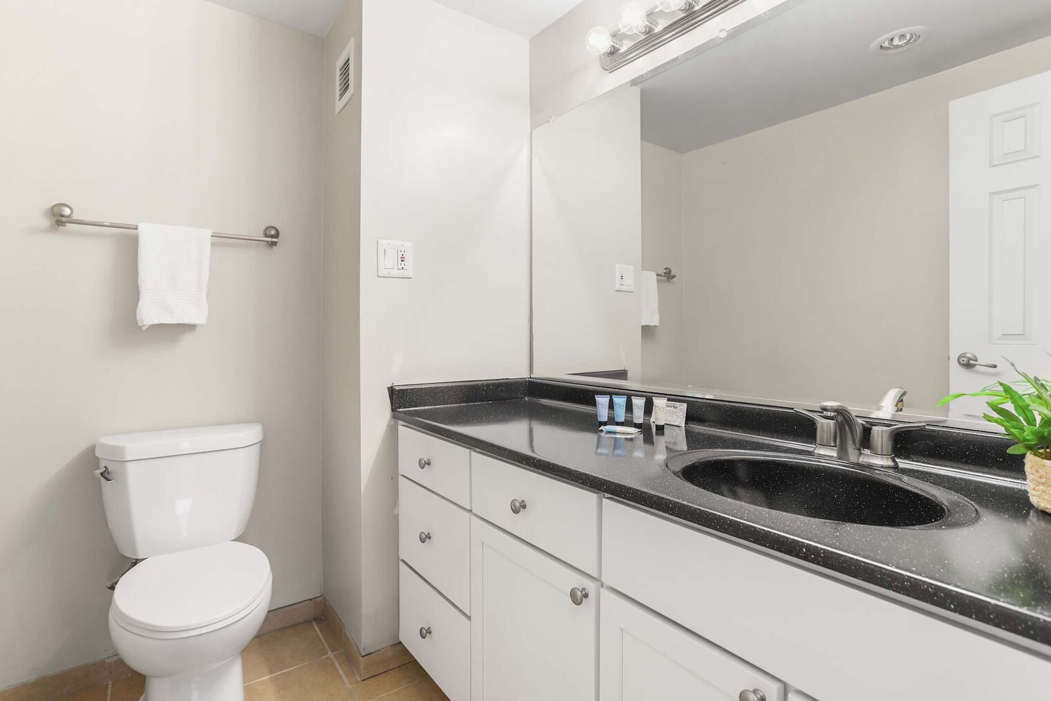 Building Photo - 1515 Richmond Hwy