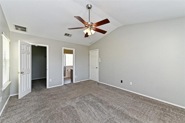 Building Photo - 1227 Cardigan St