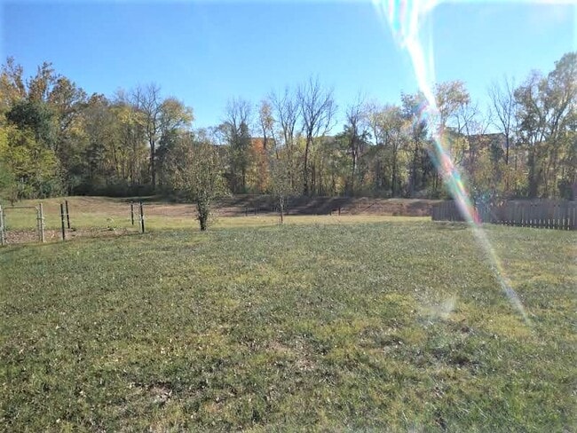 Building Photo - 10313 Solar Way
