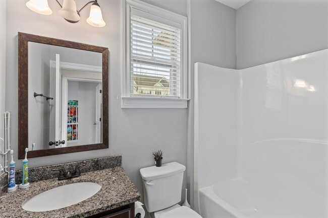Building Photo - Stunning 3 Story Home in Crawford Creek