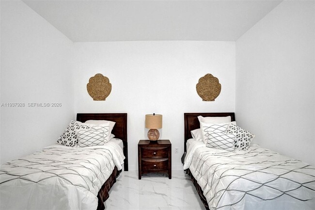 Building Photo - 488 NE 18th St