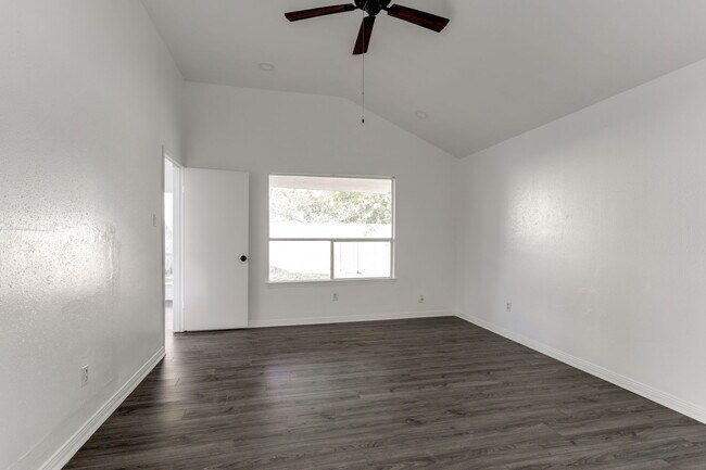 Master Bedroom - 18326 Autumn Trails Ln