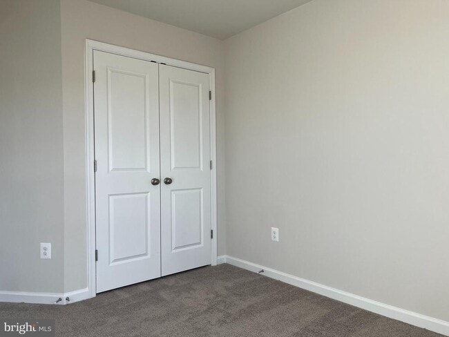 Building Photo - 121 Canning Rd