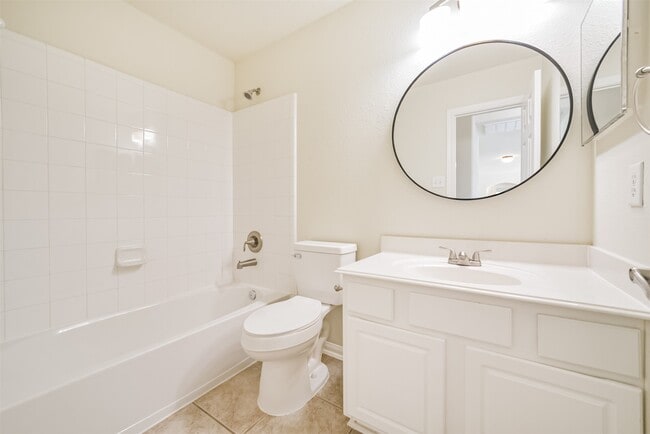 Building Photo - 25211 Whistling Pines Ct