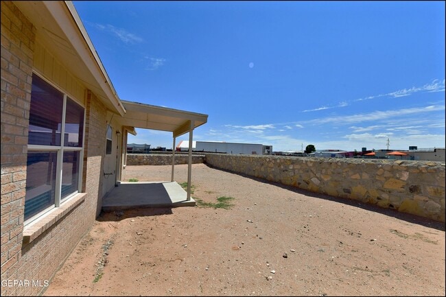 Building Photo - 4100 Tierra Venado Dr