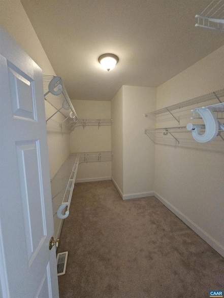 Building Photo - 134 Deerwood Dr