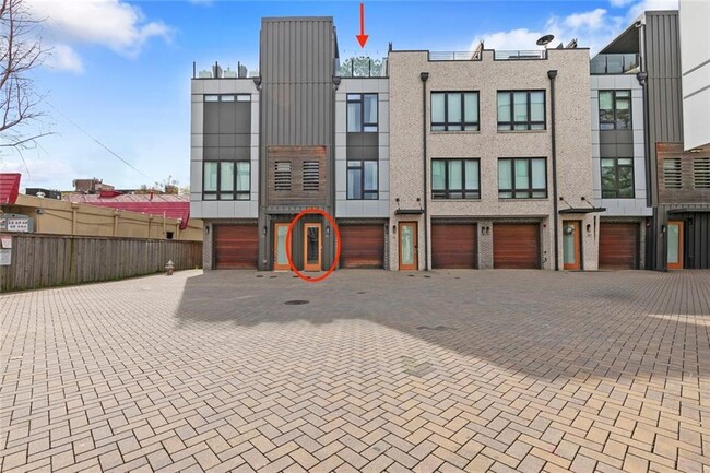 Primary Photo - 133 Cityview Ct NE