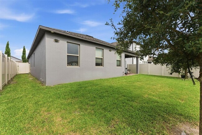 Building Photo - 1840 Napoli Dr