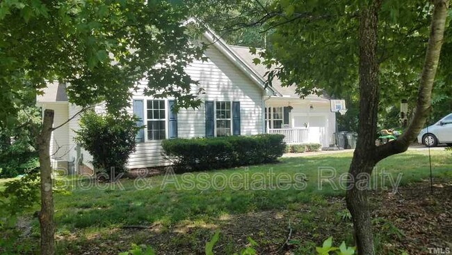 Building Photo - 240 Beaver Ridge Dr