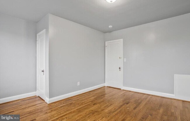 Building Photo - 4016 6th St
