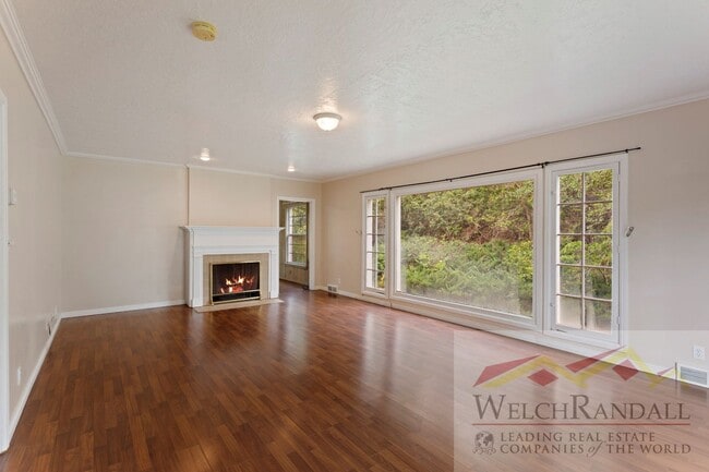 Building Photo - 3 Bedroom Layton Home