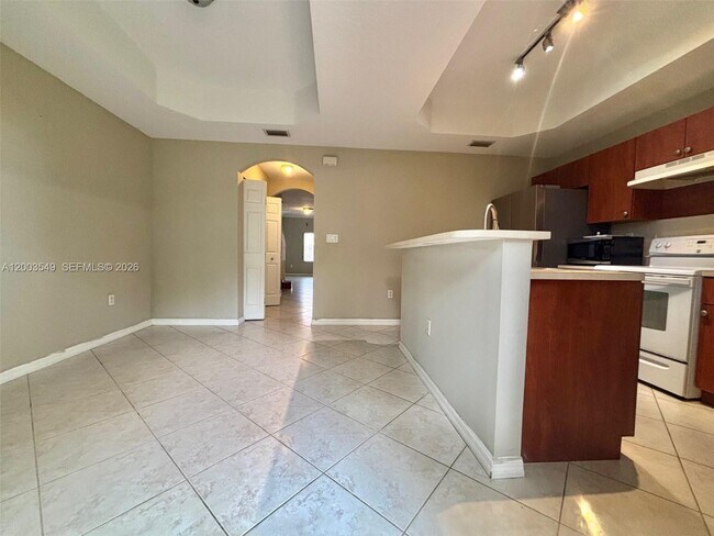 Building Photo - 2307 Anchor Ct