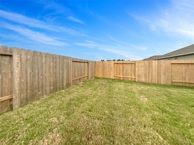 Building Photo - 31456 Moore Rd