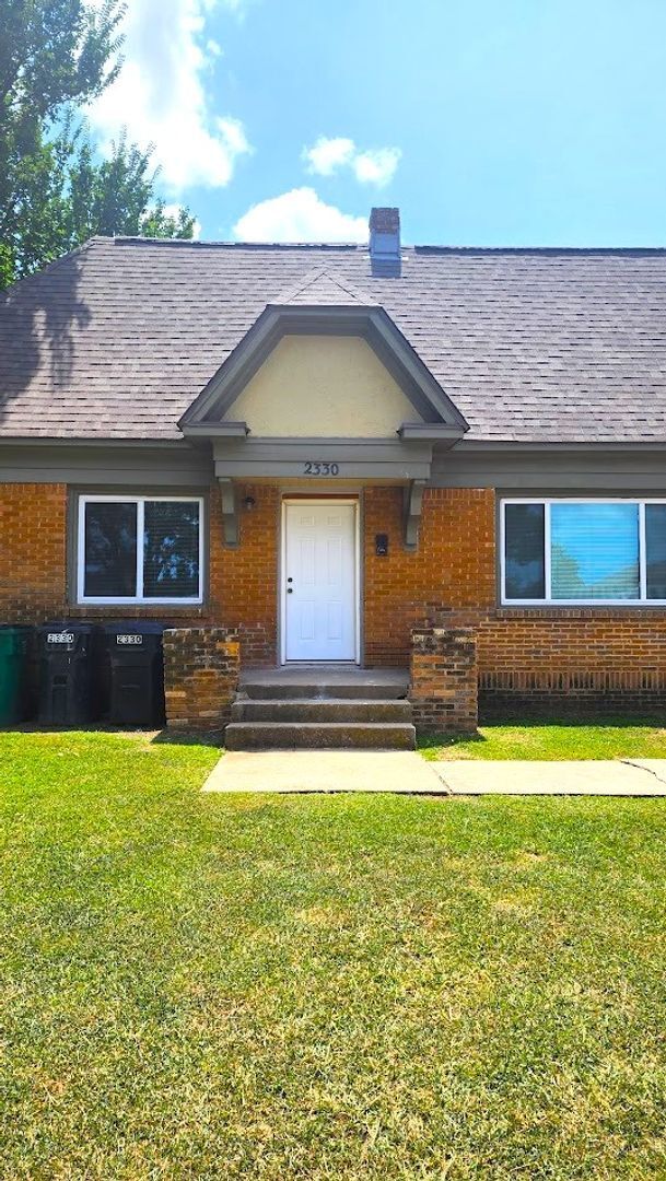Building Photo - 2 Bed 1 Bath Duplex in the Aurora Addn NW OKC