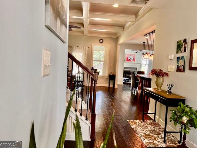 Building Photo - 303 Evesham Ave