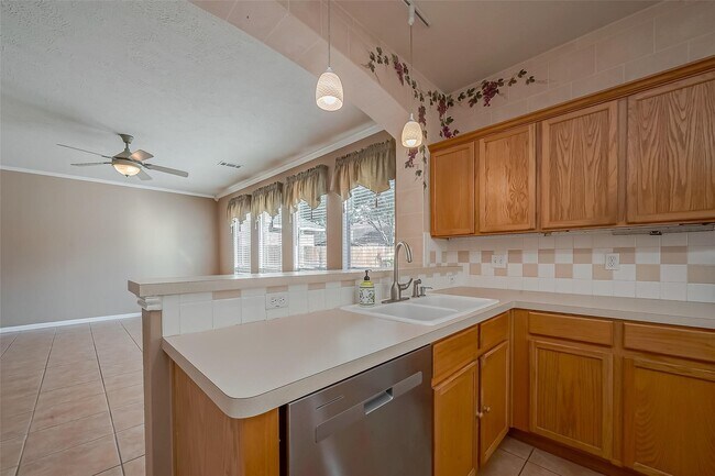 Building Photo - 20519 Westfield Estates Dr