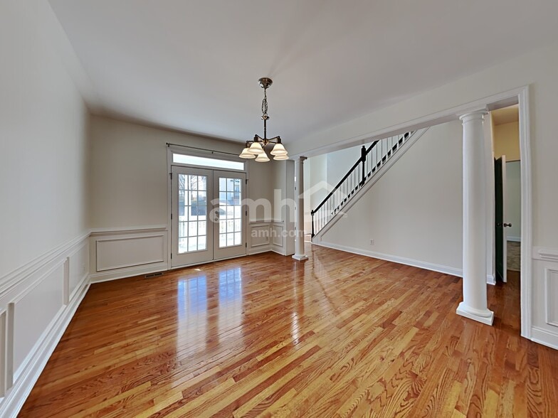 Building Photo - 209 Boswell Ln