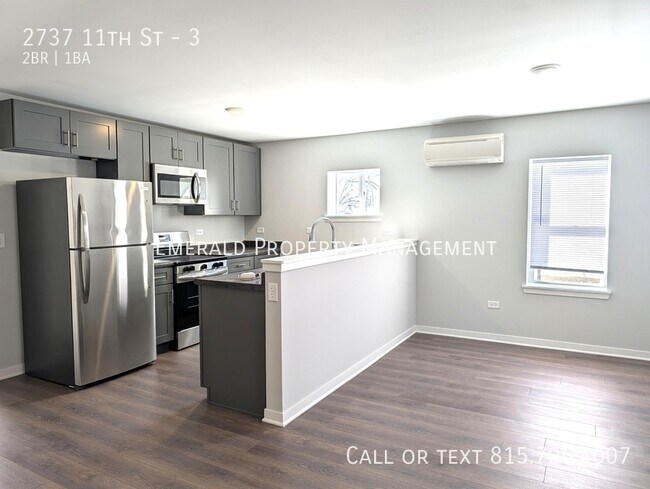 Building Photo - 2737 11th St