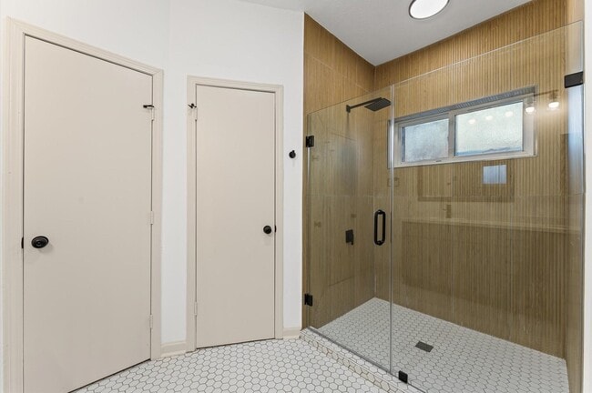 Building Photo - 20618 Prince Creek Dr