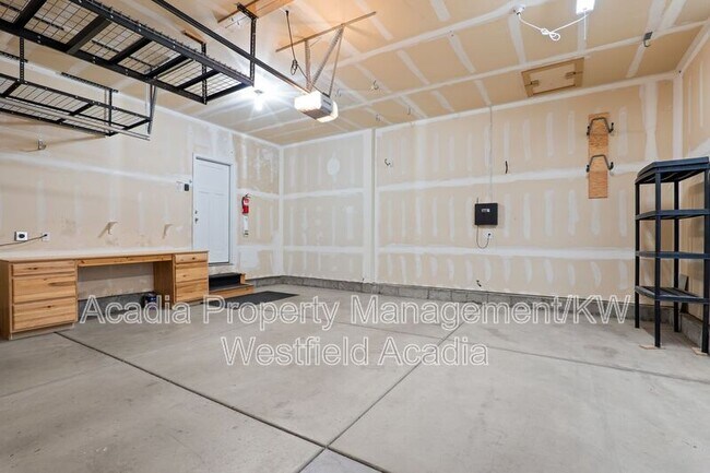 Building Photo - 1457 S Canyon View Dr