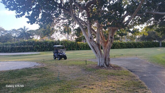 Building Photo - 3851 Estepona Ave