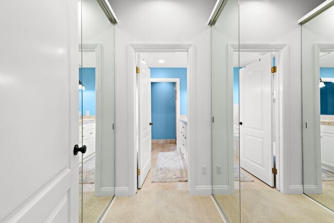 Building Photo - Vacation Rental on Balboa Peninsula