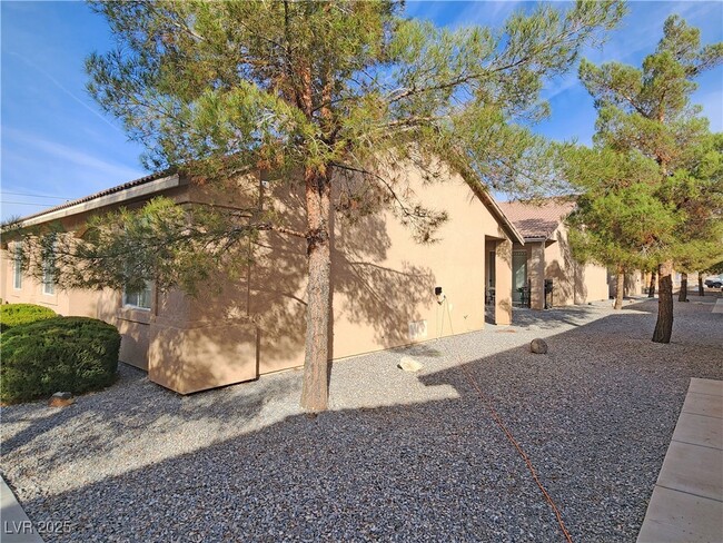 Building Photo - 1340 Pocahontas Ave