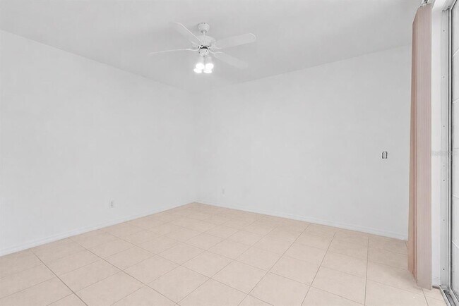 Building Photo - 809 Hamilton Ave