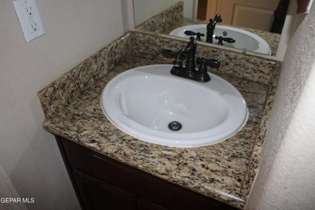 Building Photo - 3645 SAMMY REECE Pl