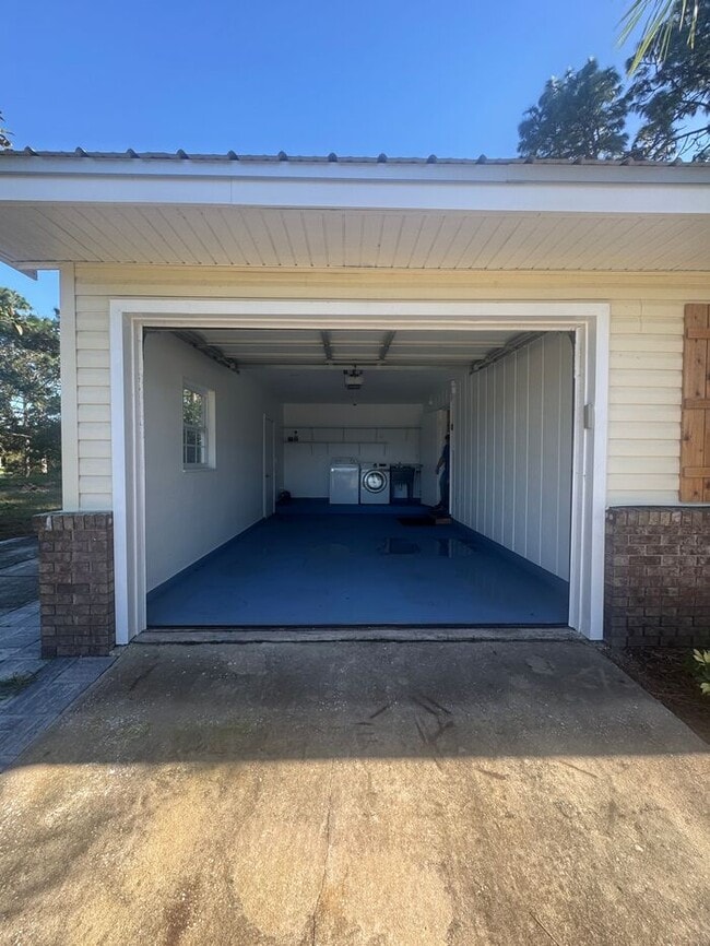 Building Photo - Beautiful 4BR 2BA Home w/ Water Views in St. Augustine Florida!