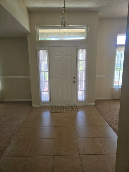 Building Photo - 23996 Creek Parke Cir