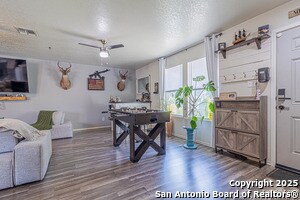 Building Photo - 9311 Mimosa Manor