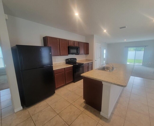 Building Photo - 35192 Arya Way