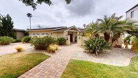 Building Photo - Spacious 4 Bed 3 Bath Home Available for L...