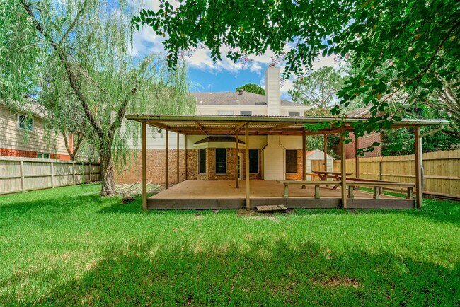Building Photo - 215 Sunset Ridge Dr