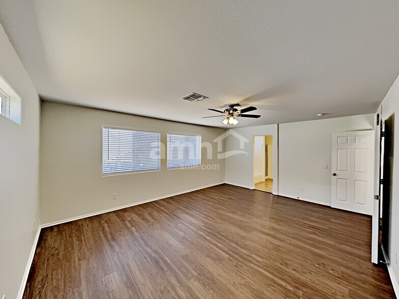 Building Photo - 13277 W Gelding Cir