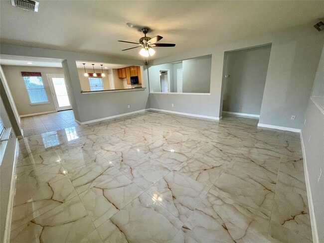 Building Photo - 10218 Cades Creek Ct